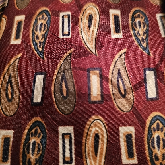 5 clip-on ties - Picture 3 of 11